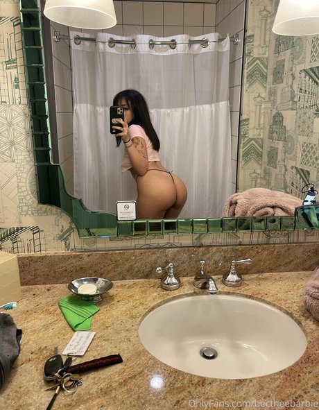 bectheebarbie onlyfans star