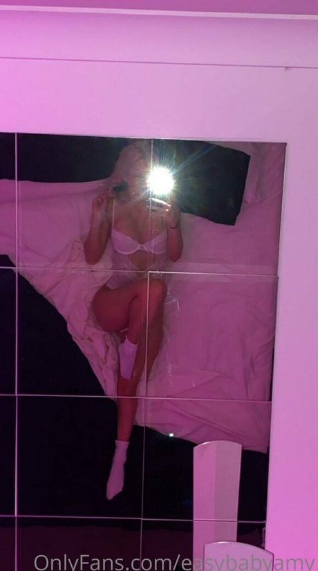 easybabyamy onlyfans fotos