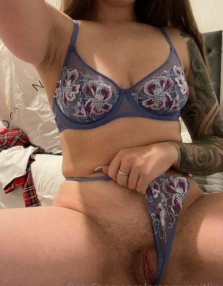 creamycaitlin onlyfans x
