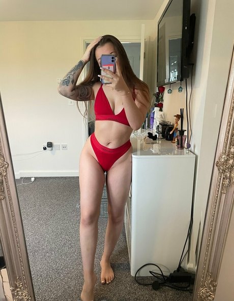 creamycaitlin nude leak onlyfans