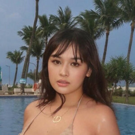 Chrissiane Gaile naked only fans