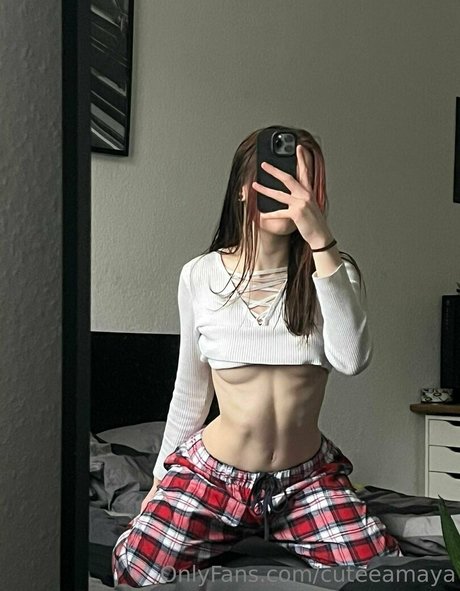 cuteeromana onlyfans leaked porn