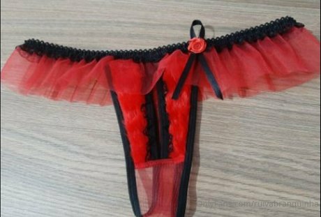 ruivabranquinha only fans nudes