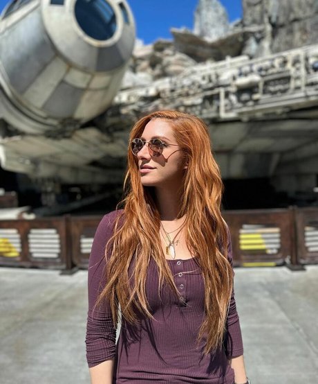 Lara Loft naked onlyfans leaks