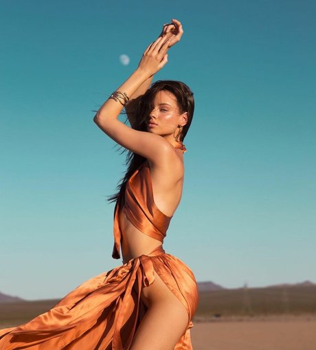 Liora Lapointe onlyfans leak