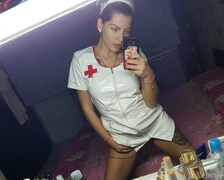 emmie six onlyfans leak