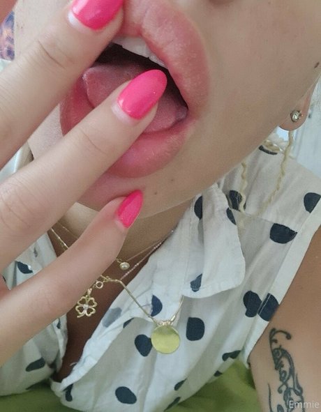 emmie six nudes leaked onlyfans