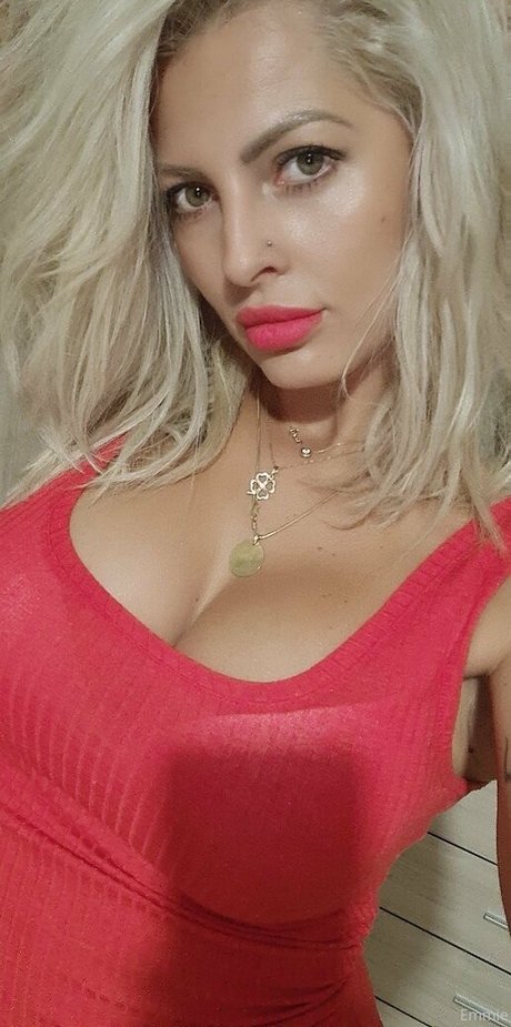 emmie six onlyfans leaked