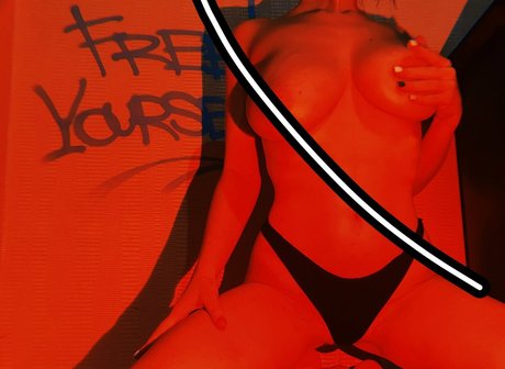 Linais Berlina free onlyfans