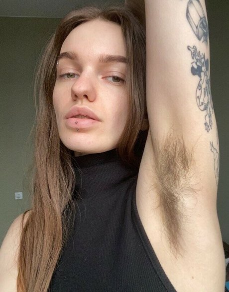 hairybarbie onlyfans model photos