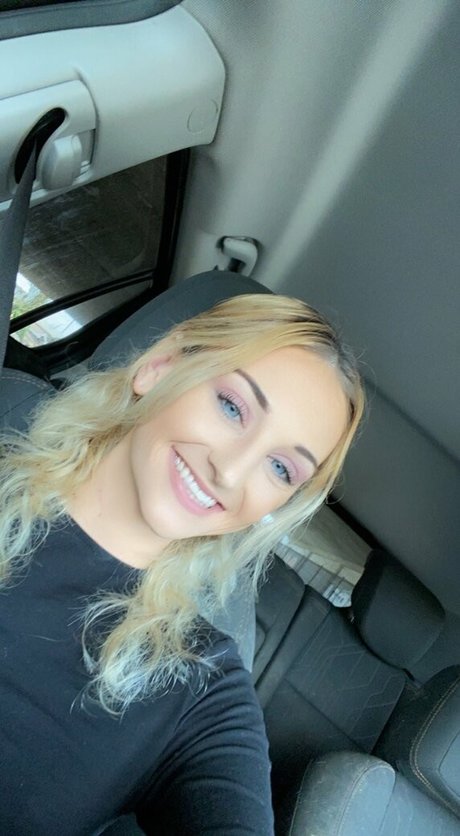 tallielorain onlyfans striptease