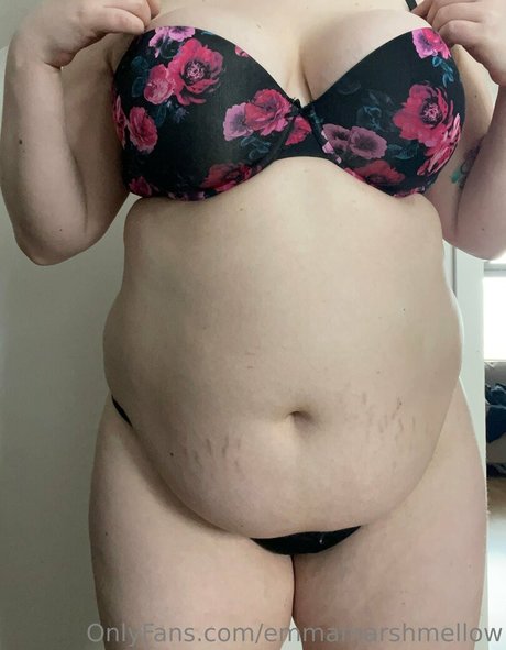 emmamarshmellow onlyfans naked