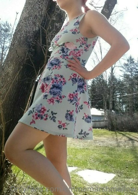 emmamarshmellow onlyfans content type