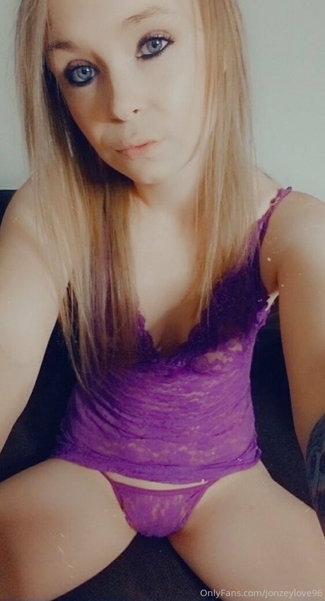 jonzeylove96 onlyfans free