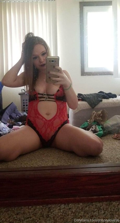 jonzeylove96 onlyfans lesk