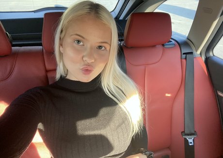 ninanyhagen onlyfans nude leak