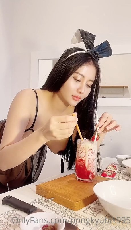 Pongkyubi1995 porn onlyfans