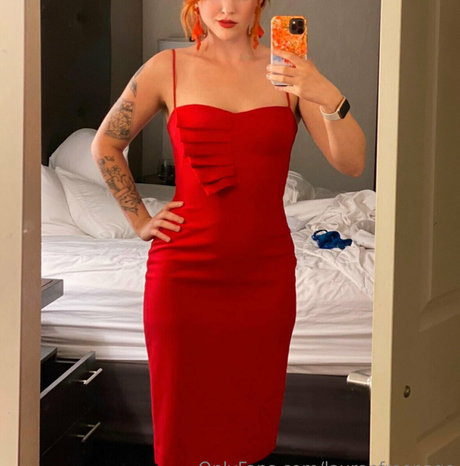 laurenfreepage onlyfans star