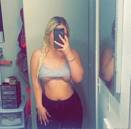 Ashley Monet only fans nudes