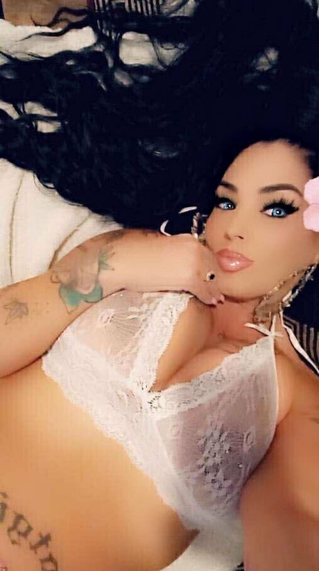 sexistrawberry5611 onlyfans strip