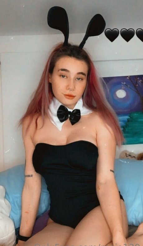 mojo129 only fans naked