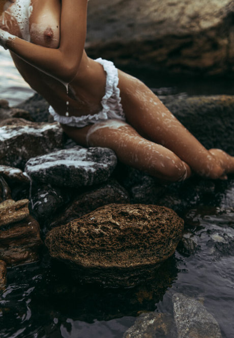 irina moore_ onlyfans leake