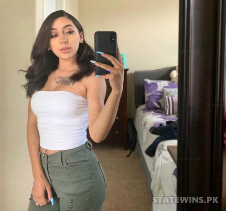 Mariah Castellanos onlyfans public photos