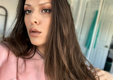 realcanadaali onlyfans leaked photos