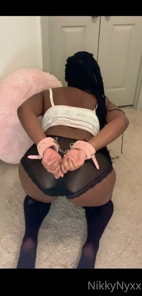 nikkynyxx onlyfans porn leak