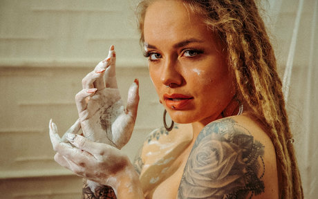 thatkansasgirlfree onlyfans nude leaked