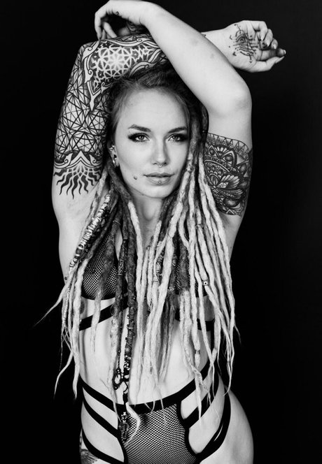 thatkansasgirlfree onlyfans naked pics