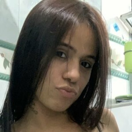 Jaqueline Gomes onlyfans nude leaks