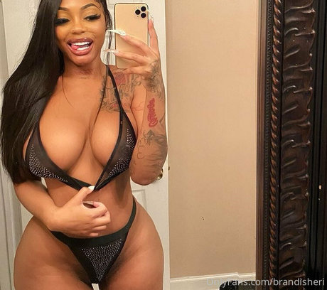 muscular onlyfans hot sexy candids