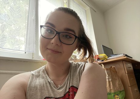 chubbynixiesin leaked naked onlyfans