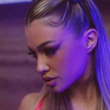 chubby fuck onlyfans beautiful naked glimpse