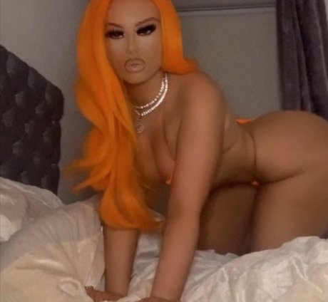 Saffron Jenkins nude on onlyfans