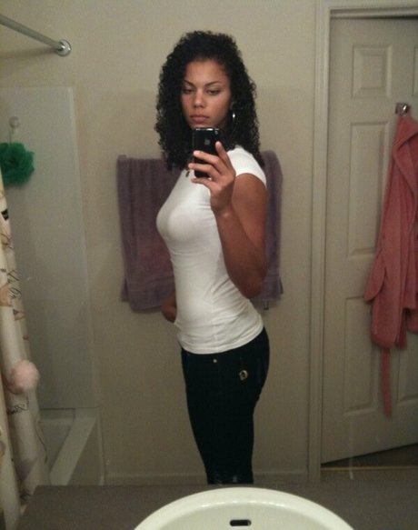 Alysha Clark onlyfans star