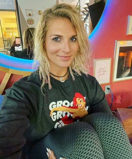 Hottrayne only fans leaks