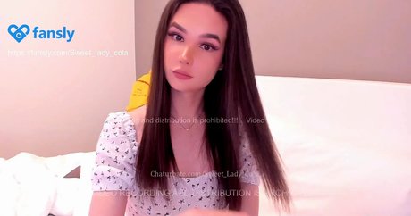 Sweet Lady Cola en onlyfans