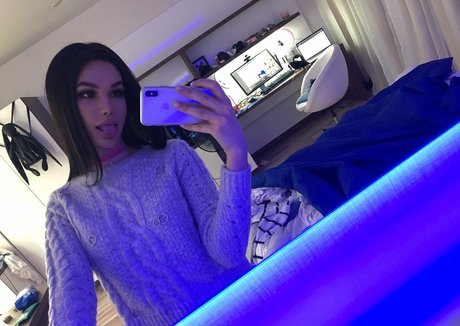 Sweet Lady Cola onlyfans nude