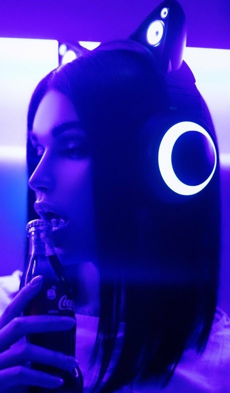 Sweet Lady Cola nsfw onlyfans