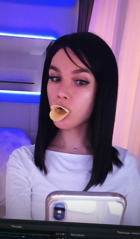 Sweet Lady Cola sex onlyfans