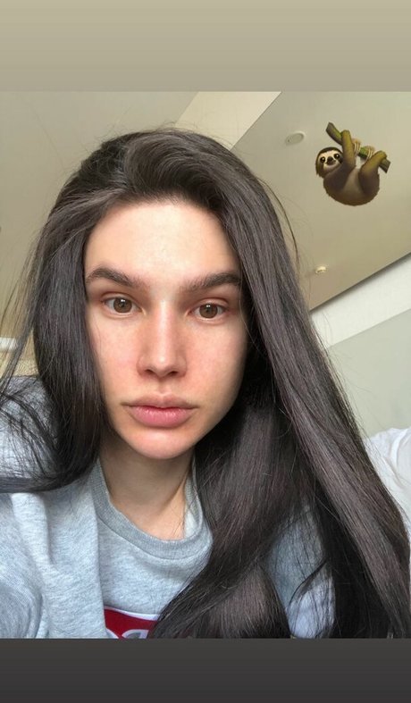 Sweet Lady Cola free only fans