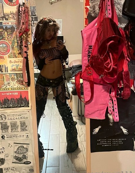 Roxyz111 onlyfans for free