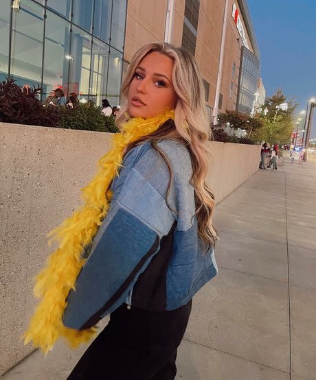 Brylee nude onlyfans pics