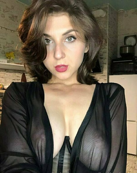 bellachary leaked nude onlyfans