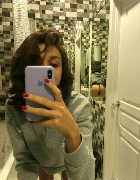 bellachary xxx onlyfans