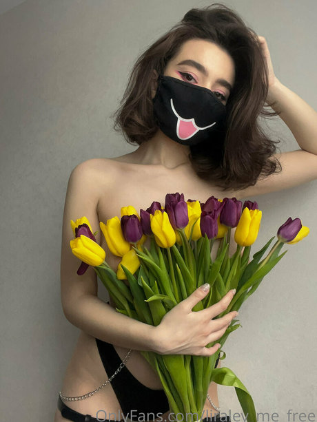 liraley me free leaked onlyfans pictures