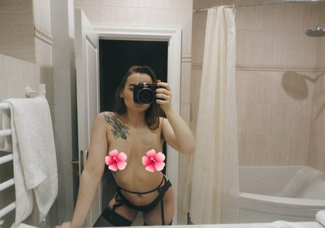 hairy teen onlyfans sexy naked images