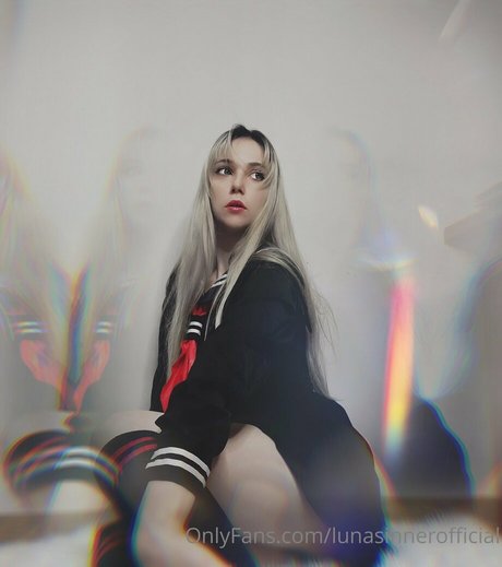 sinnerluna strip onlyfans